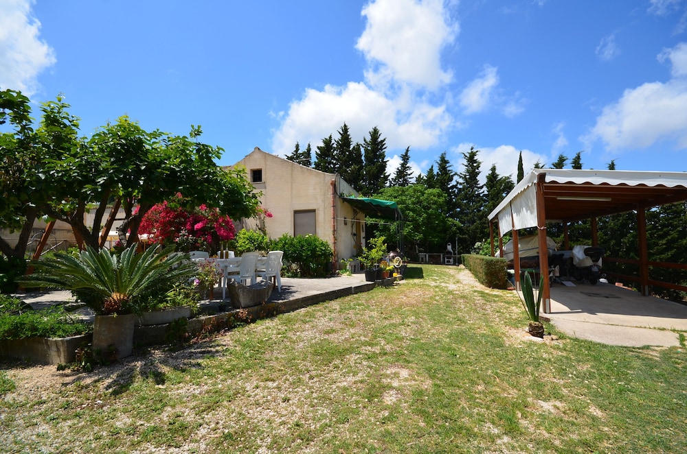 Photo 43