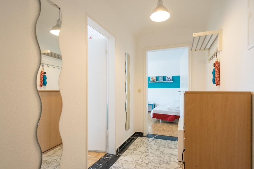 Frankfurt Vacations - Fair Apartments - Property Image 1