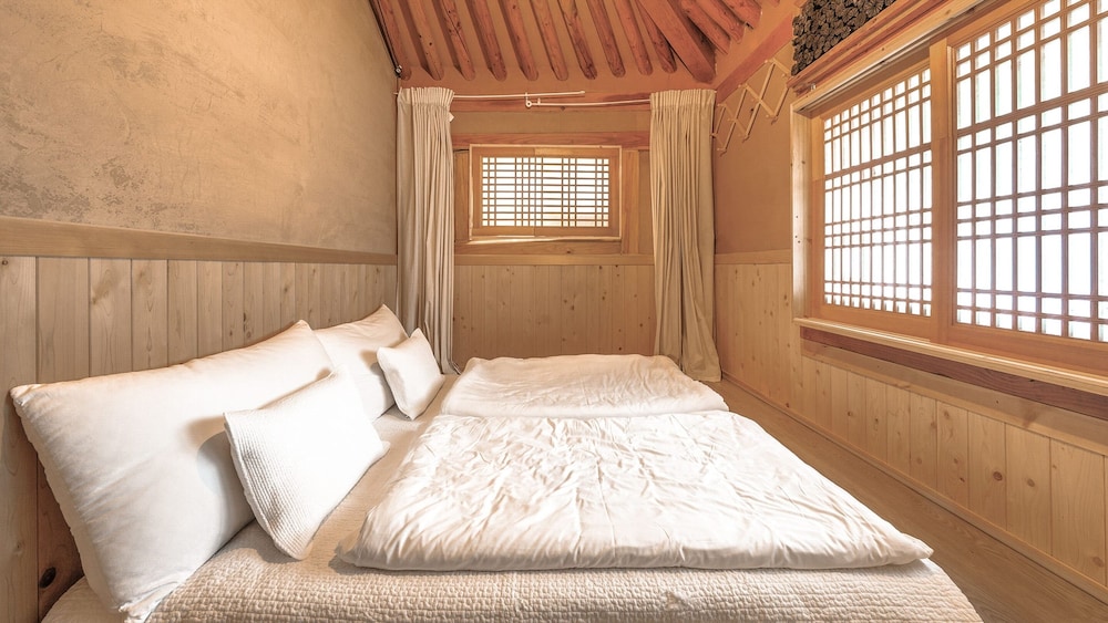 Yangpyeong Agni Choshi Mae Hanok Stay