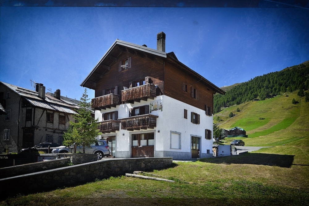 Photo 50