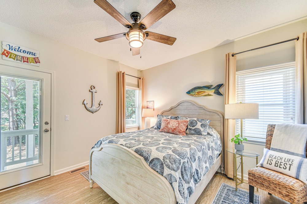 Spacious Outer Banks Home - Golf & Beach Access! view 3