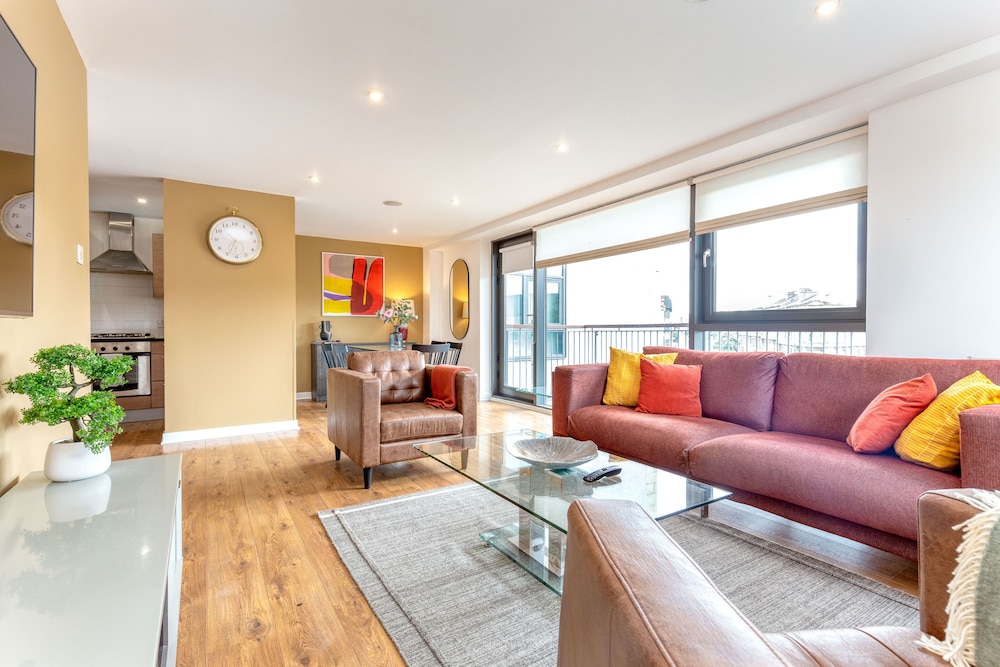 Executive 7 Apartments