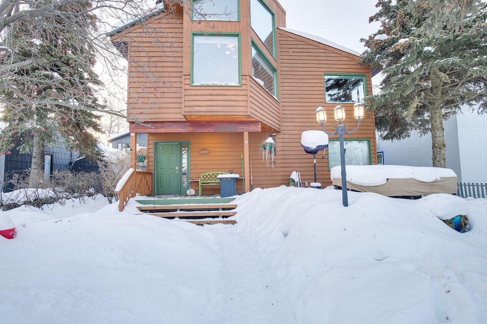 Cozy Anchorage Studio: Walk to Downtown!