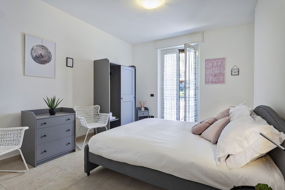 Genoa Vacations - Shelley Apartments By Wonderful Italy - Property Image 2