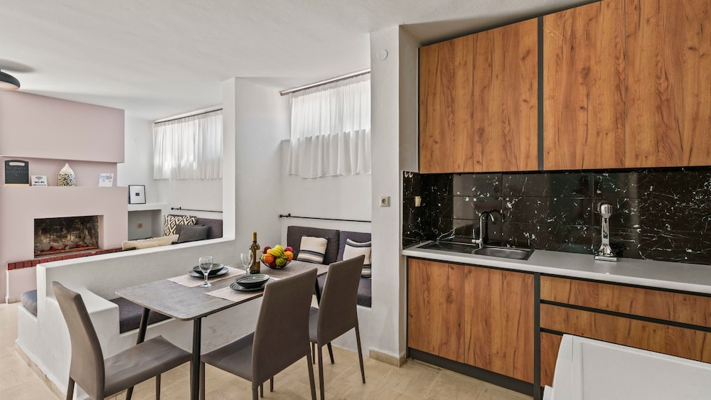 Seaside Gem Near Heraklion Villa Maro III Getaway
