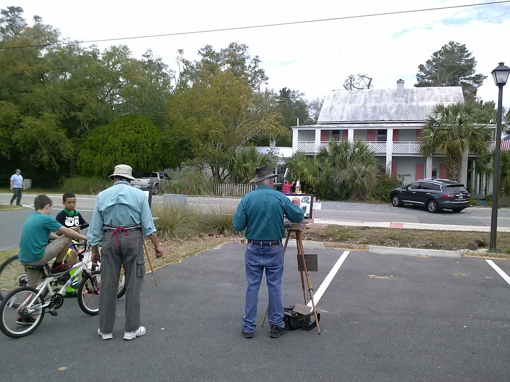 The Old Carrabelle Hotel