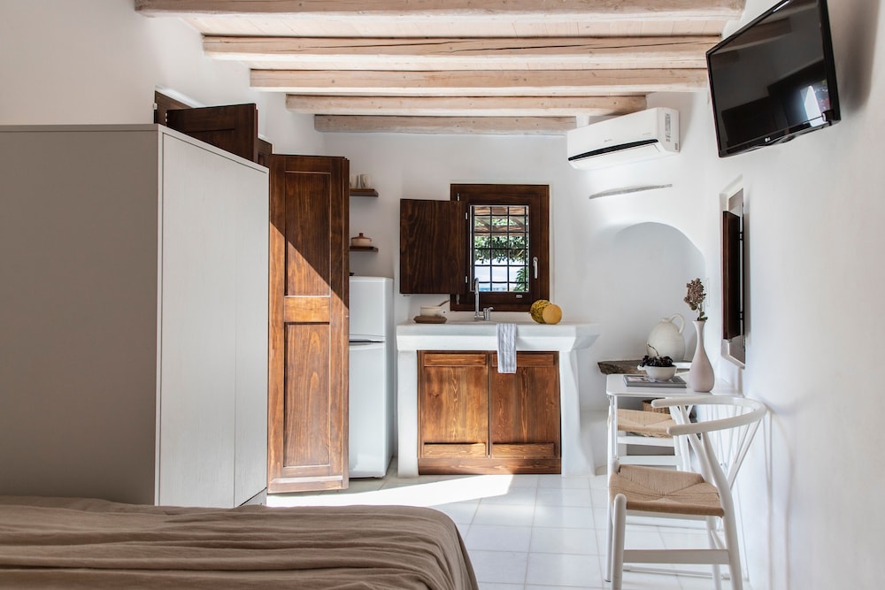 Aqua Breeze Villas Naxos