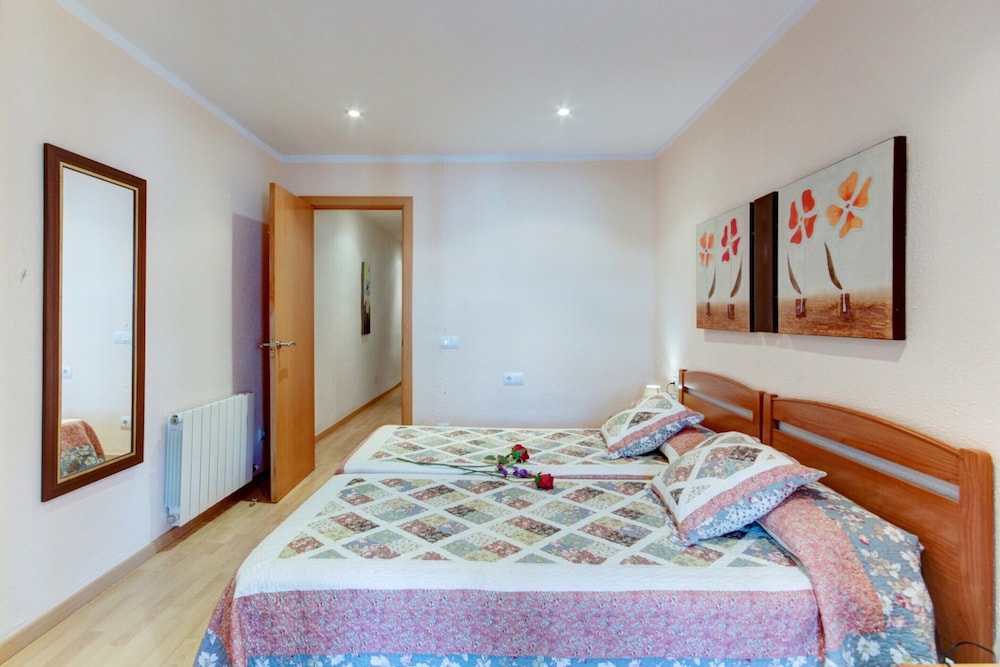 Apartment With Scenic View