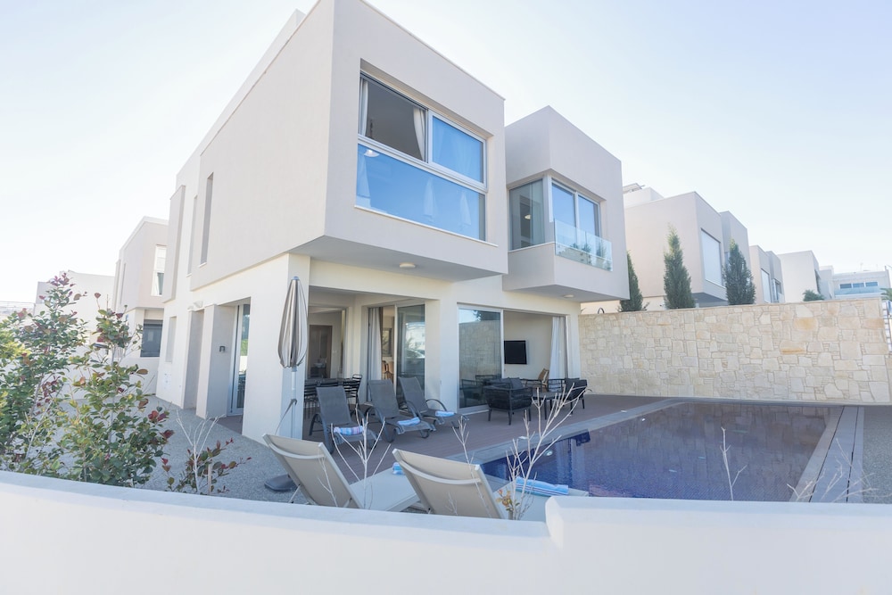 Protaras Mythical Blue Villa MB3