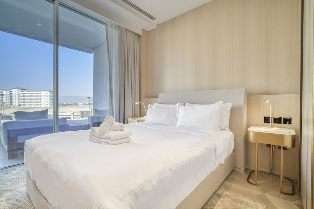 Five Palm Jumeirah Residences -Mint Stay