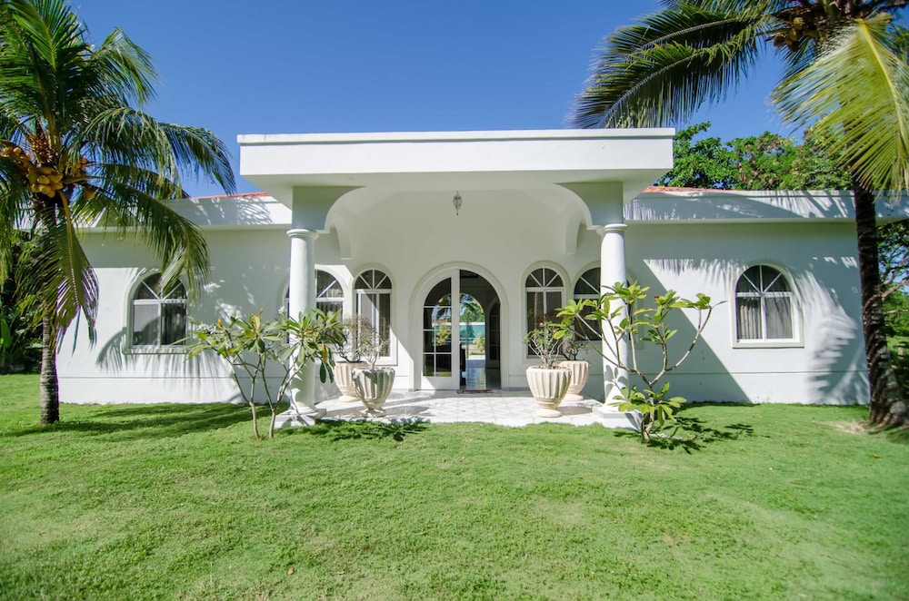 Villa Tennis