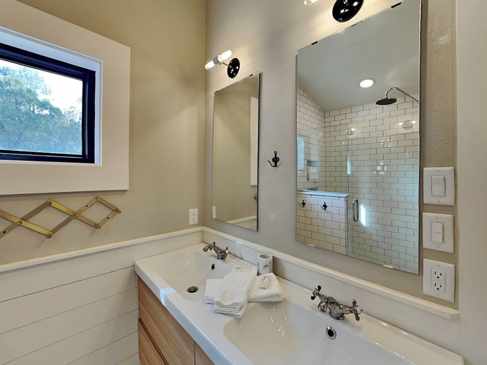 Casa Blanca by Ruidoso Vacation Rentals