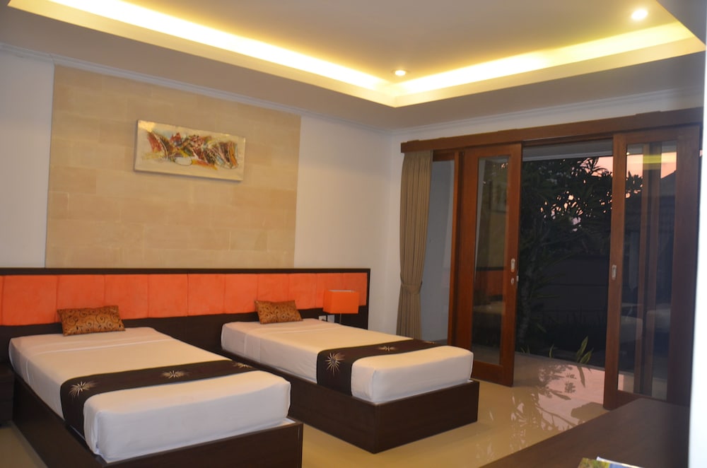 The Cory Villa