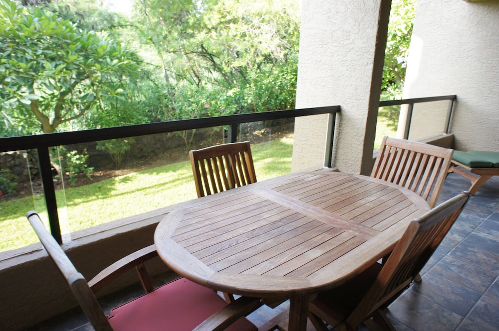Hawaiian Unit + Walking Distance to Town - AC & Wifi! - Vrkcv