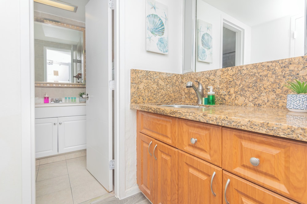 Blue Ocean Apartments view 5