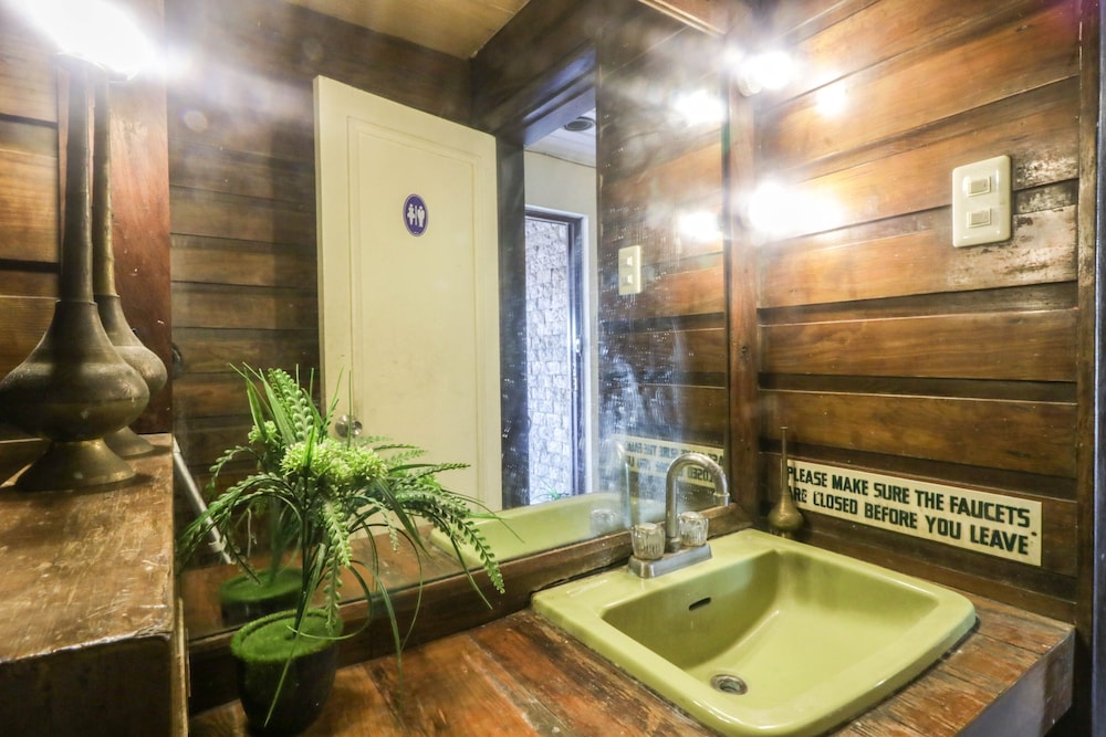 Kamuning Hostel