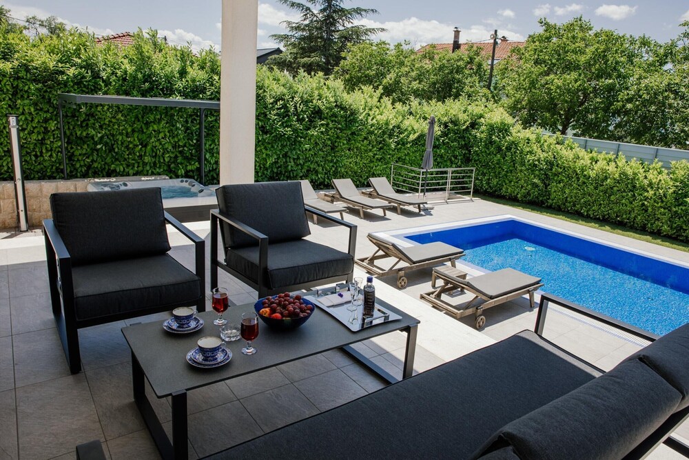 Villa in Imotski Near Blue & Red Lakes