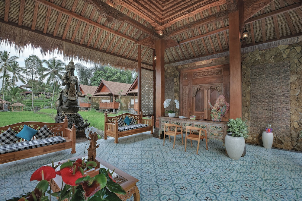 Lawani Resort