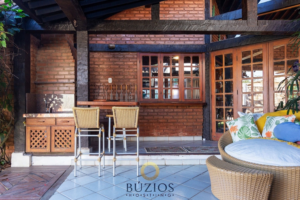 Bz46 Casa 150 metros da praia 5 suites