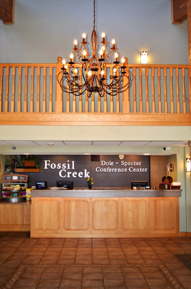 Fossil Creek Hotel And Suites