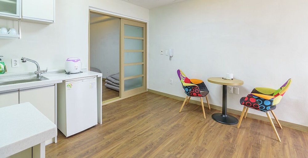 Lime Orange Vill Pension