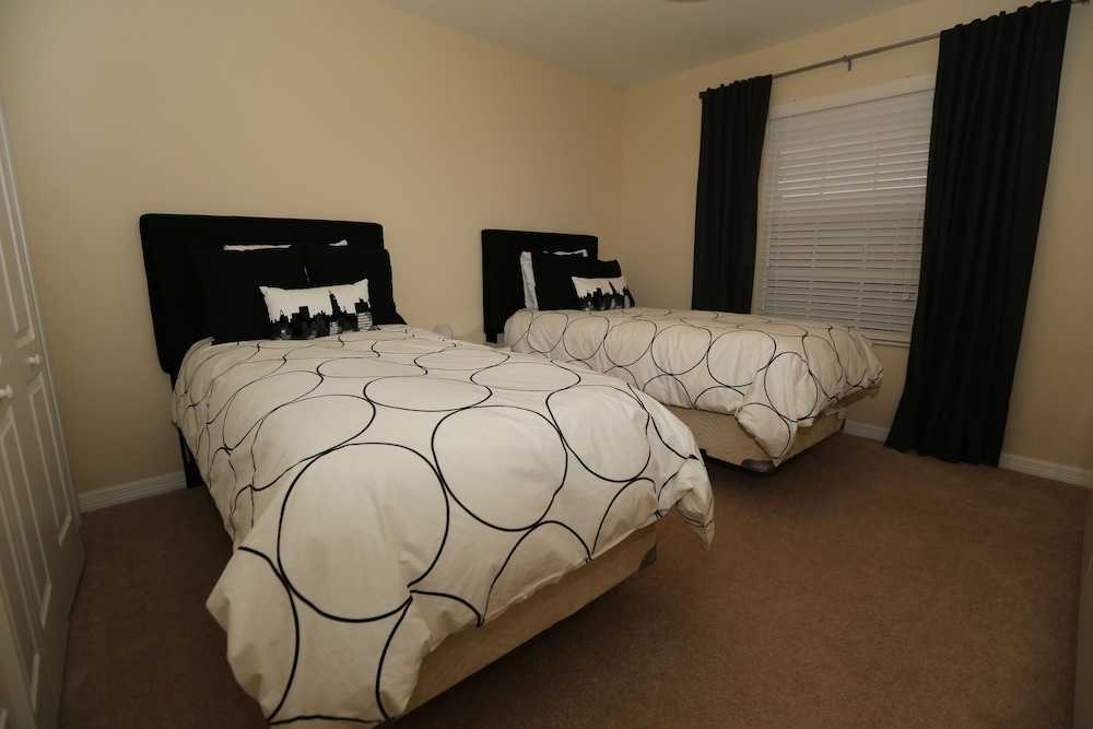 Paradise Palms Resort Orlando