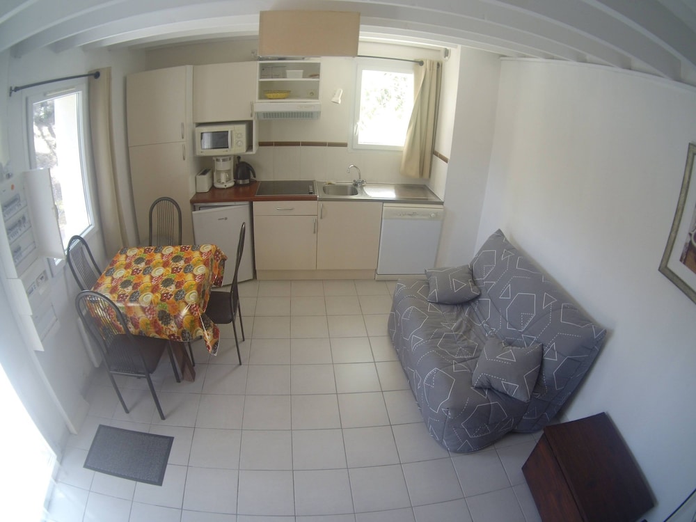 Photo 28