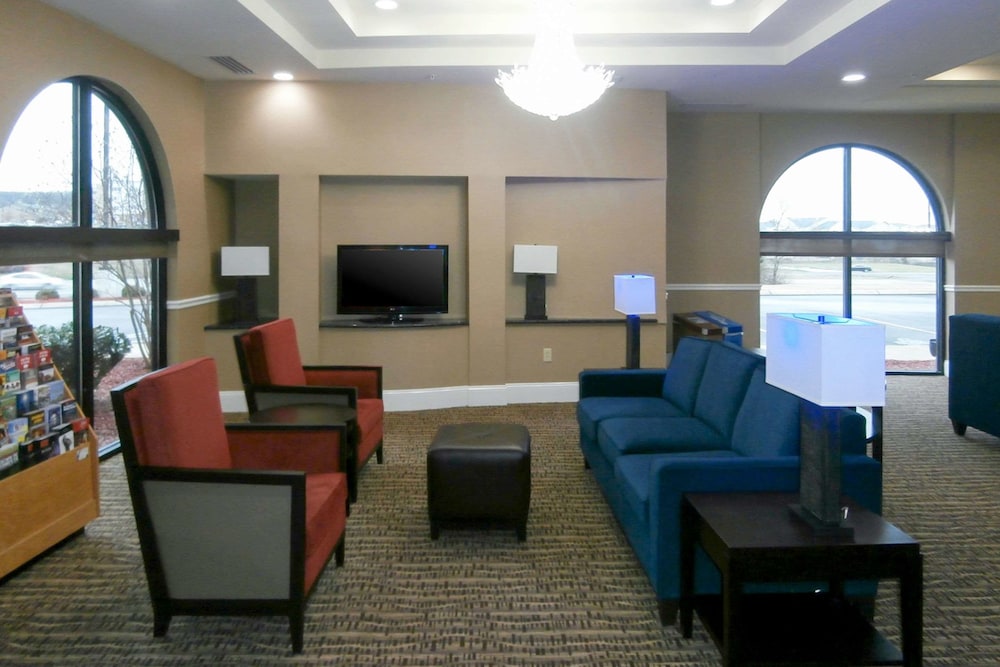 Smyrna Vacations - Comfort Suites Smyrna - Property Image 22