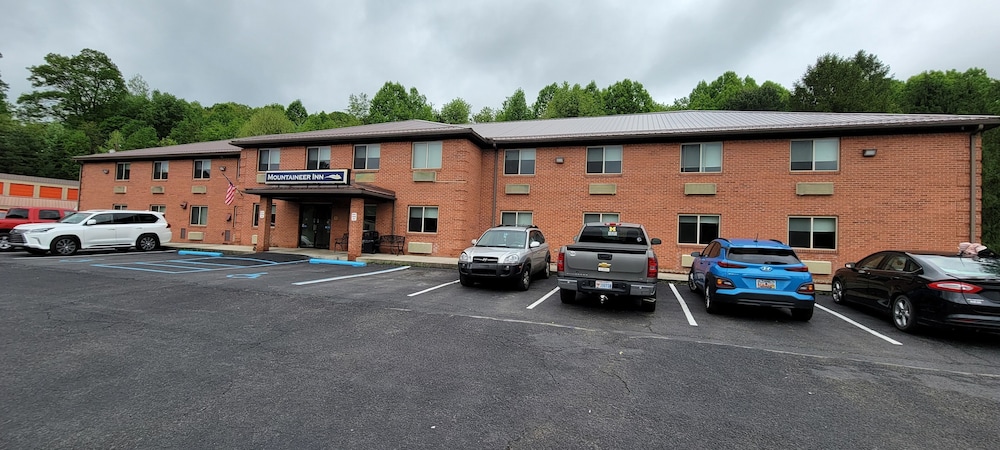 Mountaineer Inn