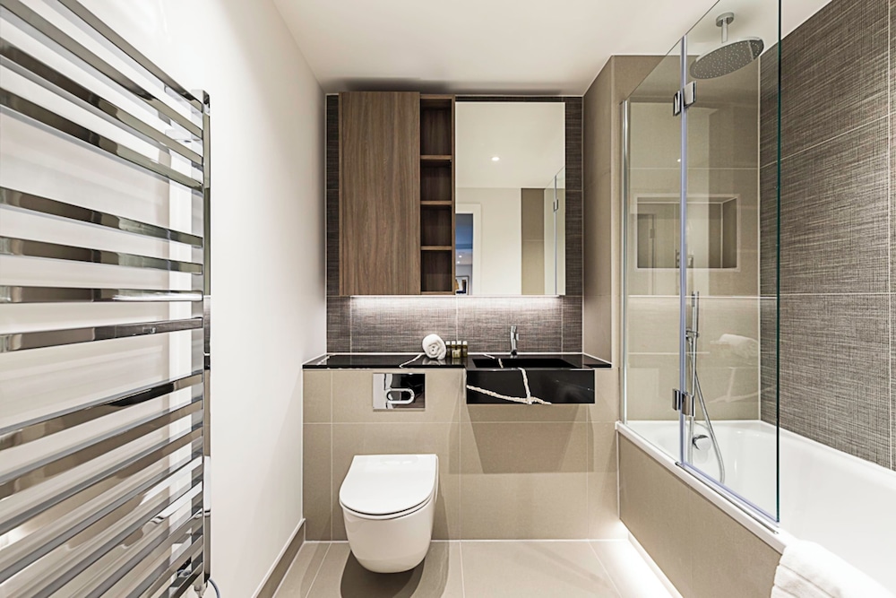 Chic and Sleek Oasis photo 2