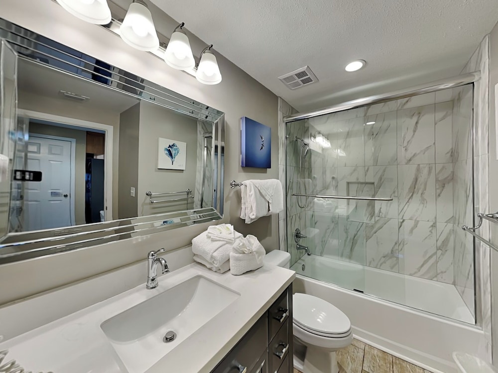 The Beach Club - Avalon #1604 by Southern Vacation Rentals