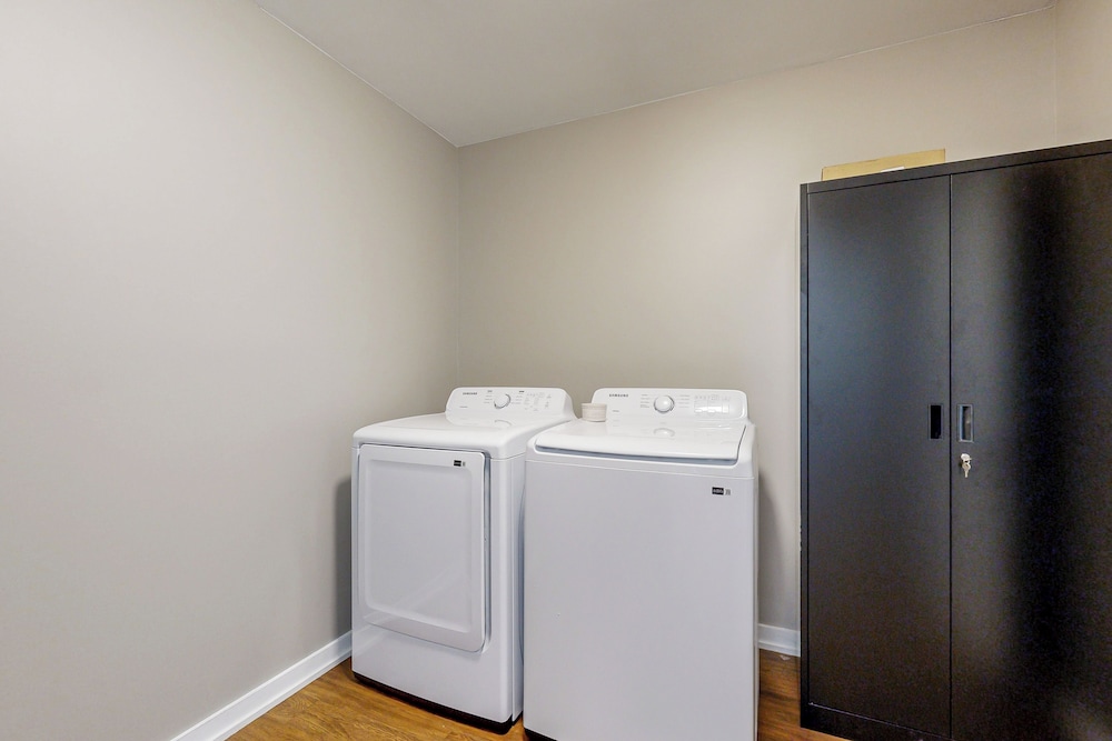Charming Rincon Home w/ Large Yard & AC