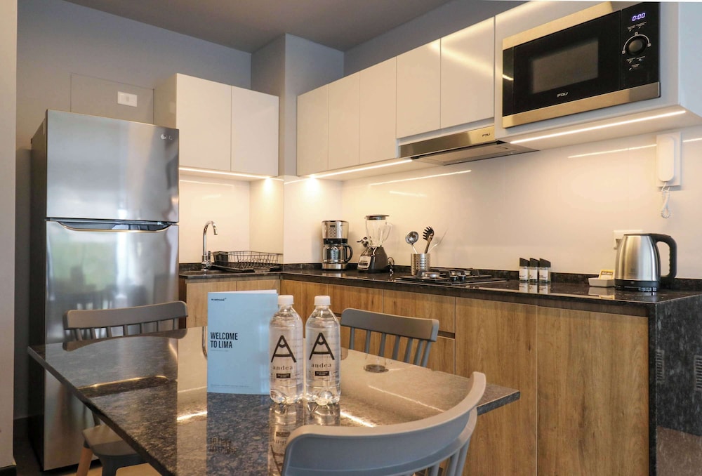 w Stylish 1BR w Balcony in San Isidro