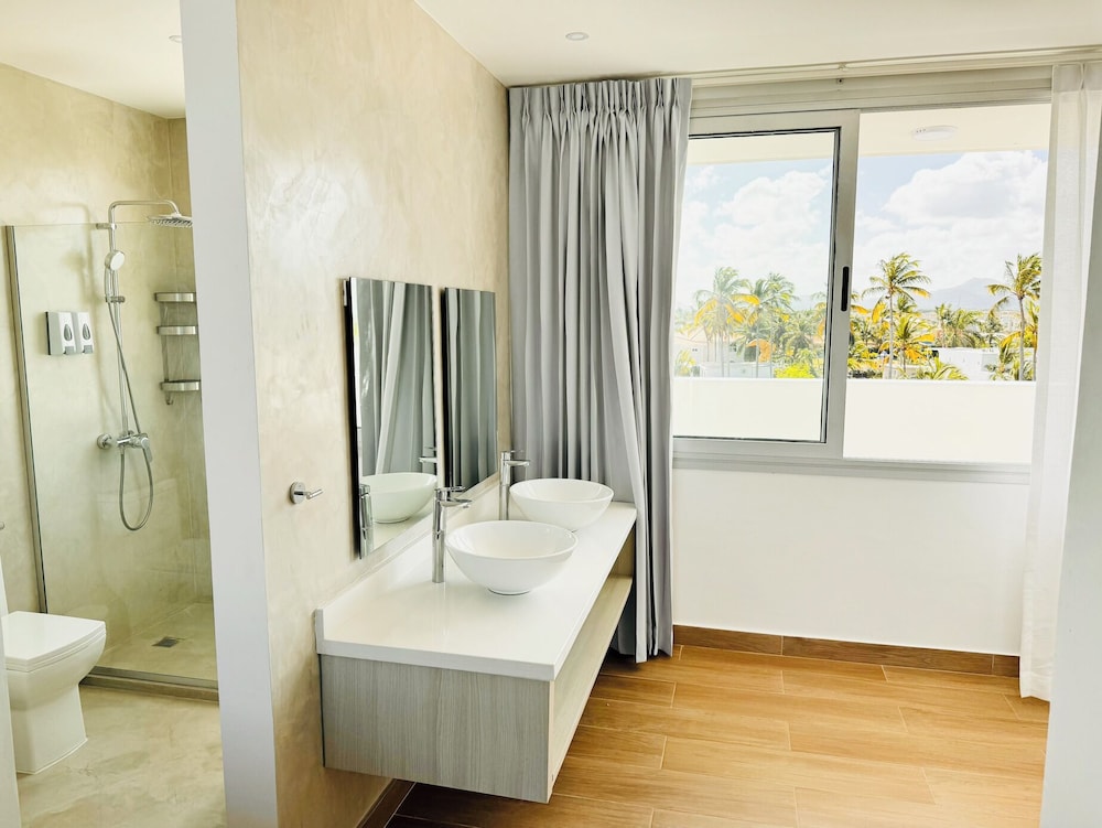 Playa Palmera Beach Front Apartments