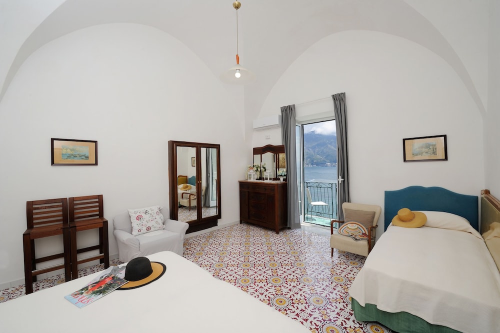 House La Torricella photo 2