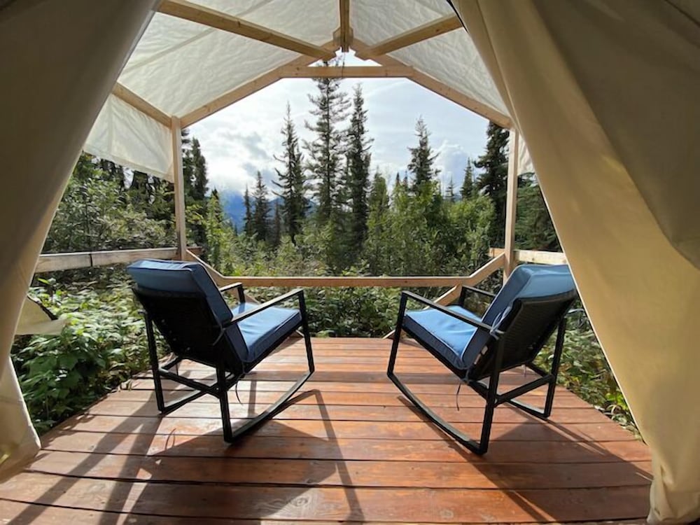 Alpenglow Luxury Camping