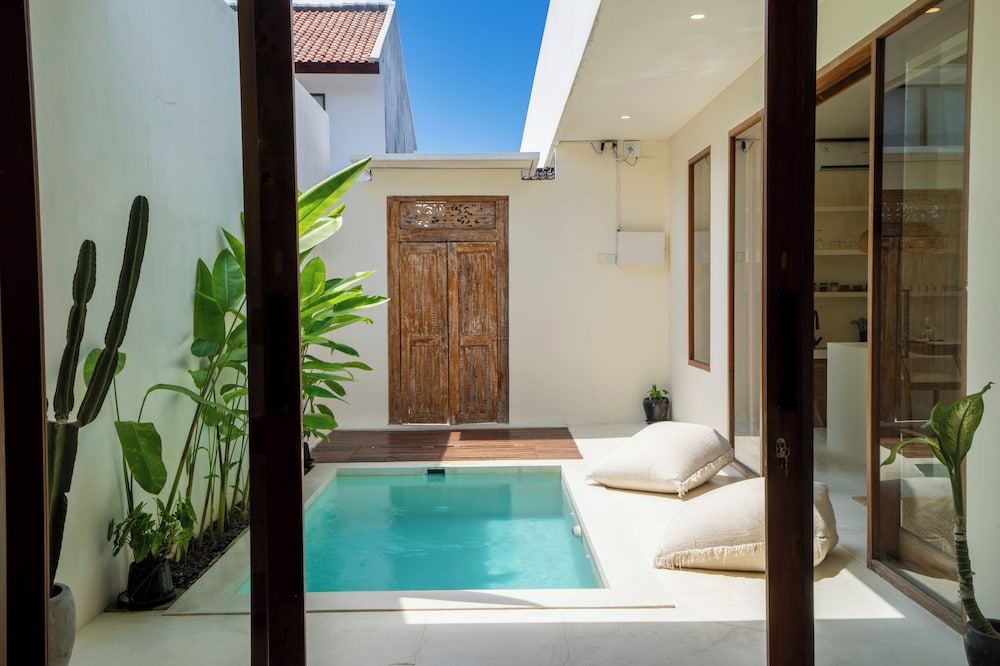 Villa Joba by Pertama Management