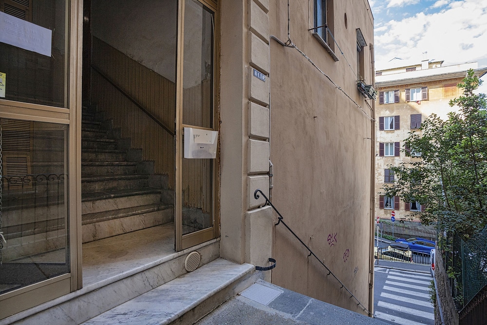Genoa Vacations - A Quiet Place in Genoa by Wonderful Italy - Property Image 2