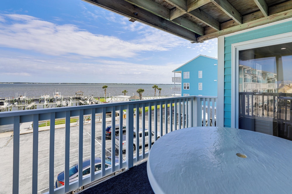 Marina Views, Walk to Beach: Atlantic Beach Condo!