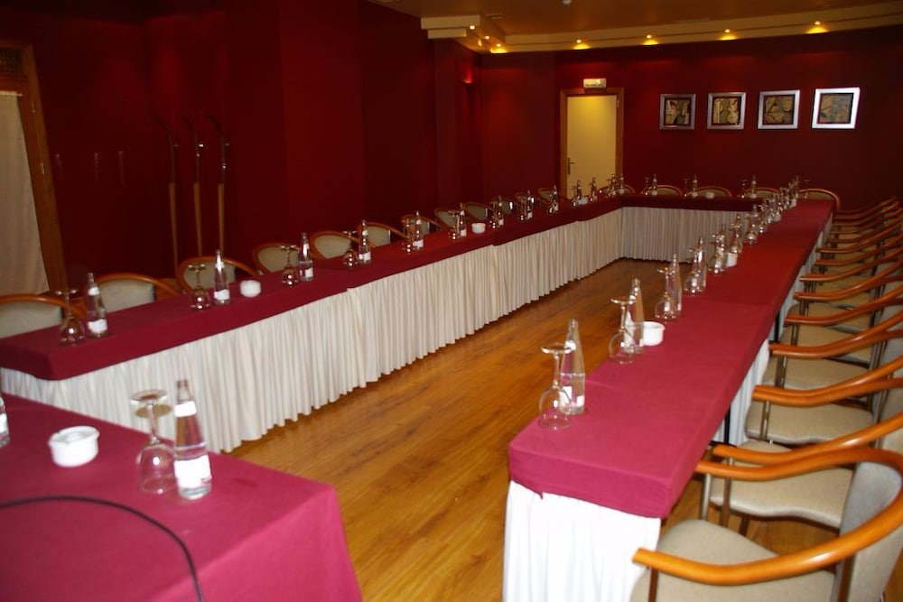 meeting & event spaces