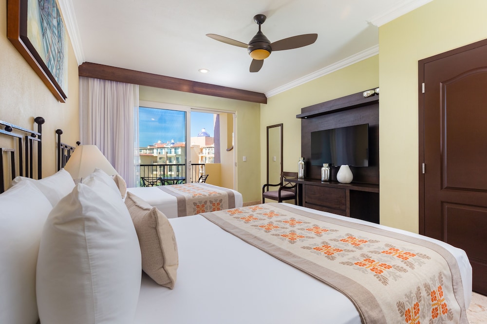 Villa Del Palmar Flamingos Beach Resort and Spa