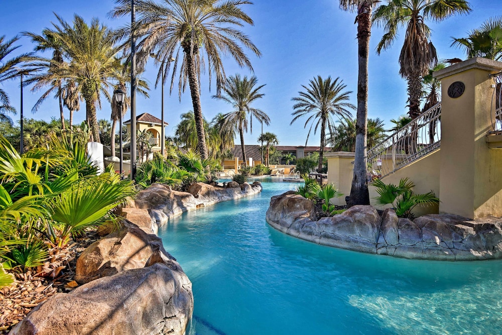 Resort Pool & Arcade: Family Townhome in Davenport