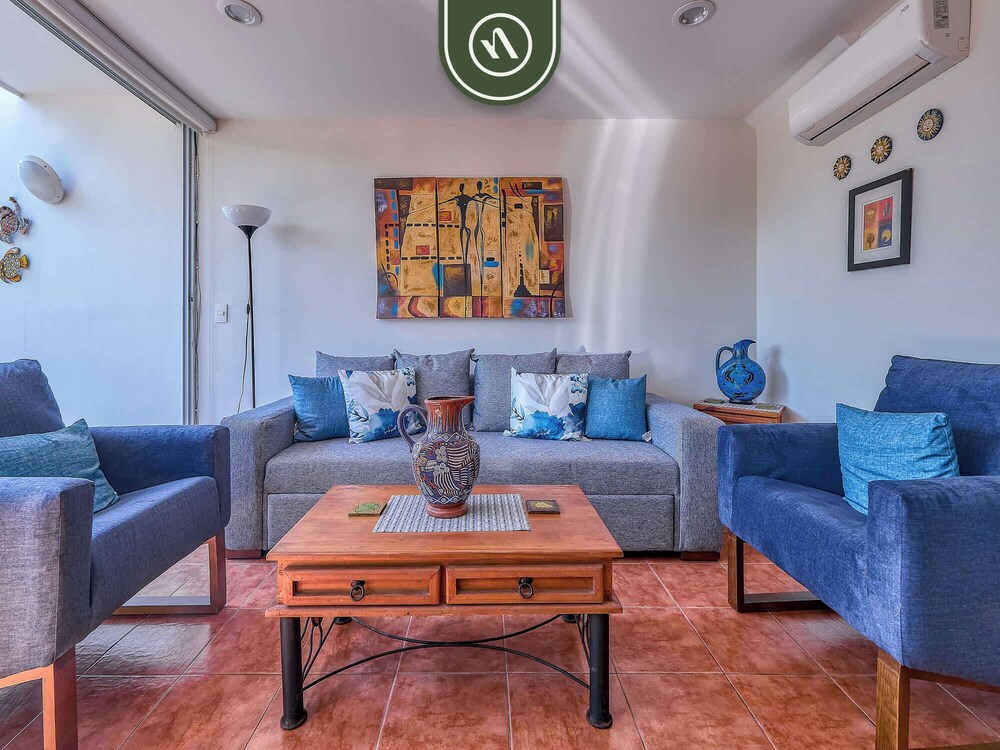 Beachfront 2BR Condo With Pool and Beachclub