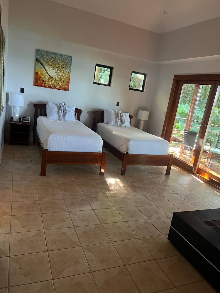 Luxurious Rainforest Retreat in Drake Bay, Osa, Costa Rica