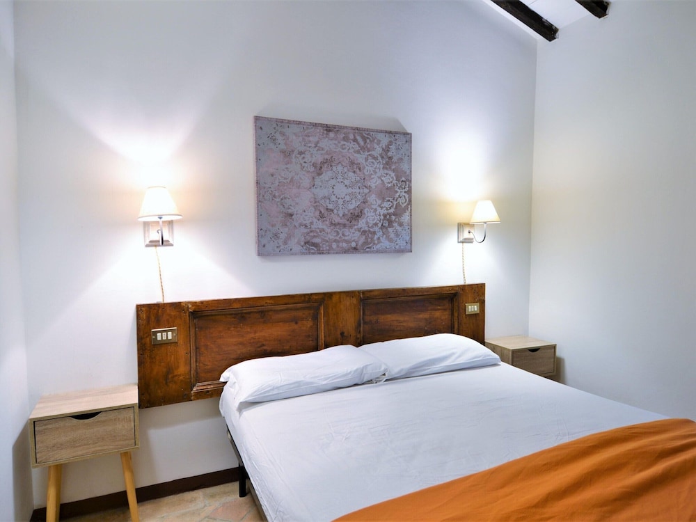 Apartment in Umbria Near Lake Trasimeno view 2