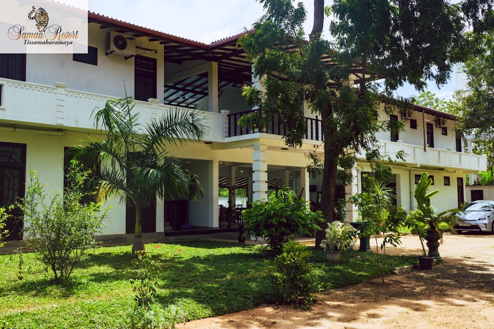 Saman Resort