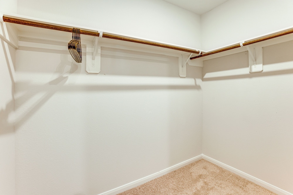 Near Hiking & Fishing: Airy Retreat in Cleveland!