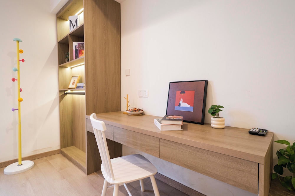 Book and Bed-QuYang Road