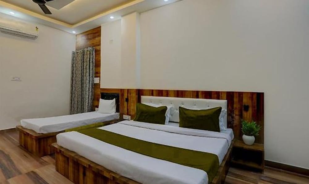 FabHotel Vihaan Regency