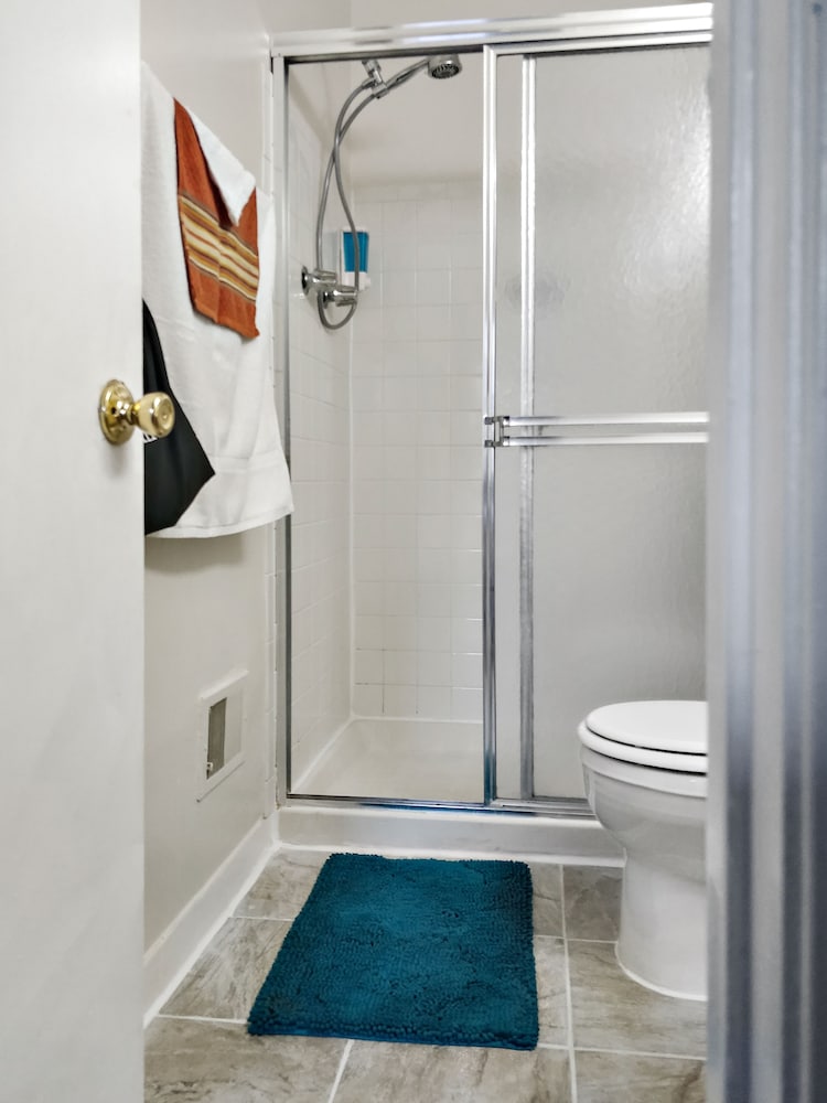 Carriage Guest House - Property Image 12